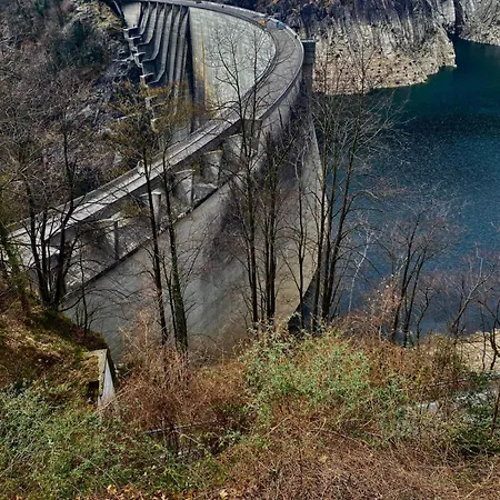 Rustico Dans Hameau Vue Verzasca Holiday home Gordola